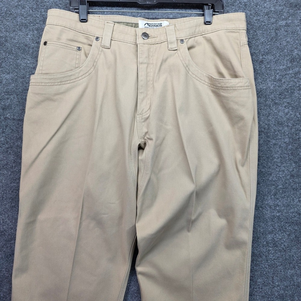 Mountain Khakis Classic Fit Men's Khaki Pants Size 38x32‎